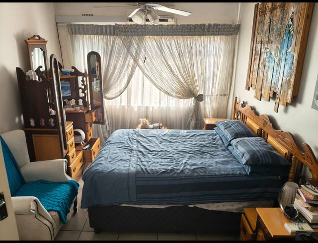 3 BEDROOM APARTMENT FOR SALE IN RUSTENBURG CENTRAL